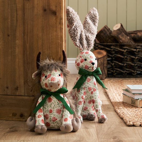 DOOR STOP/HATTIE HARE - RUTHERFORD & Co