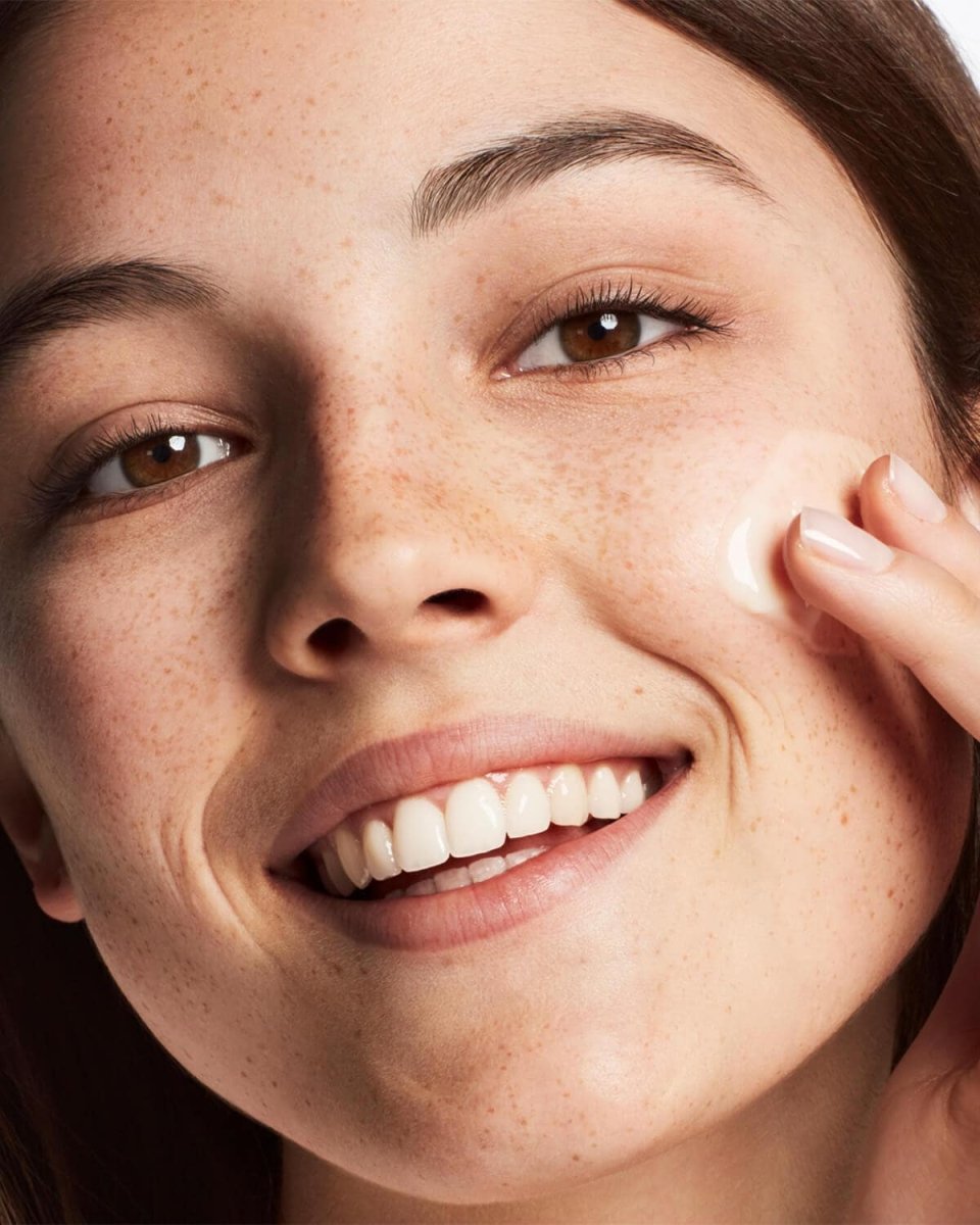 Dramatically Different™ Moisturizing Gel - RUTHERFORD & Co