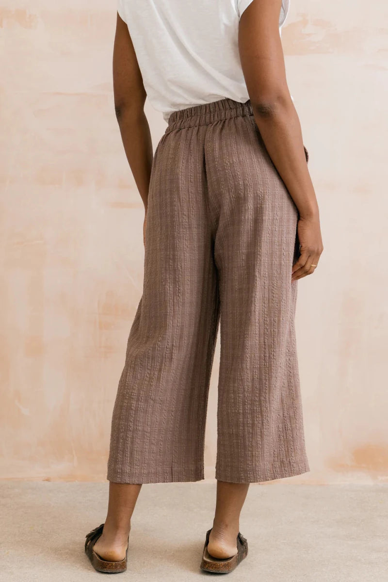 Drift Trousers Plain Seersucker Mocha - RUTHERFORD & Co