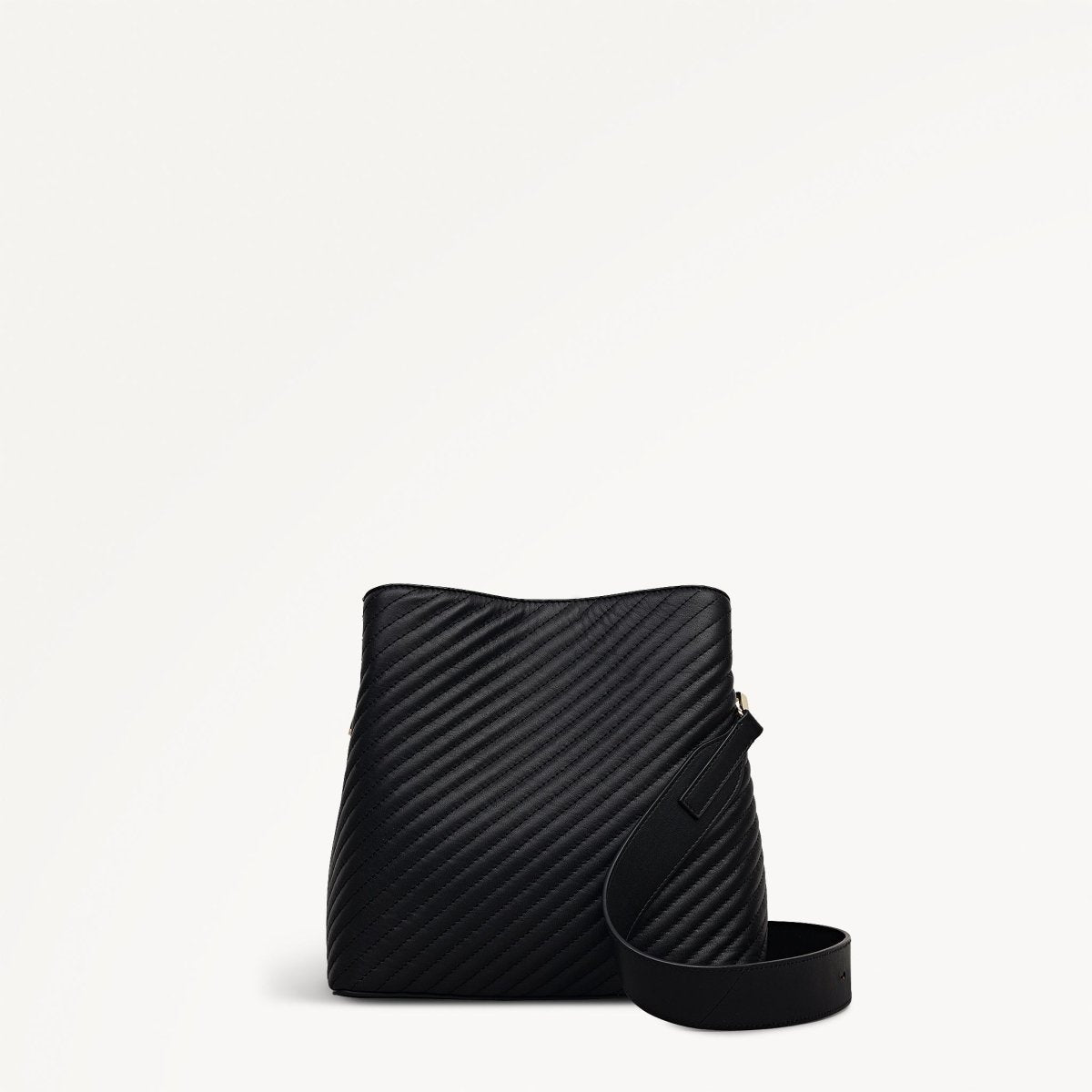Dukes Place Diagonal Quilt Medium Compartment Cross Body Black - RUTHERFORD & Co