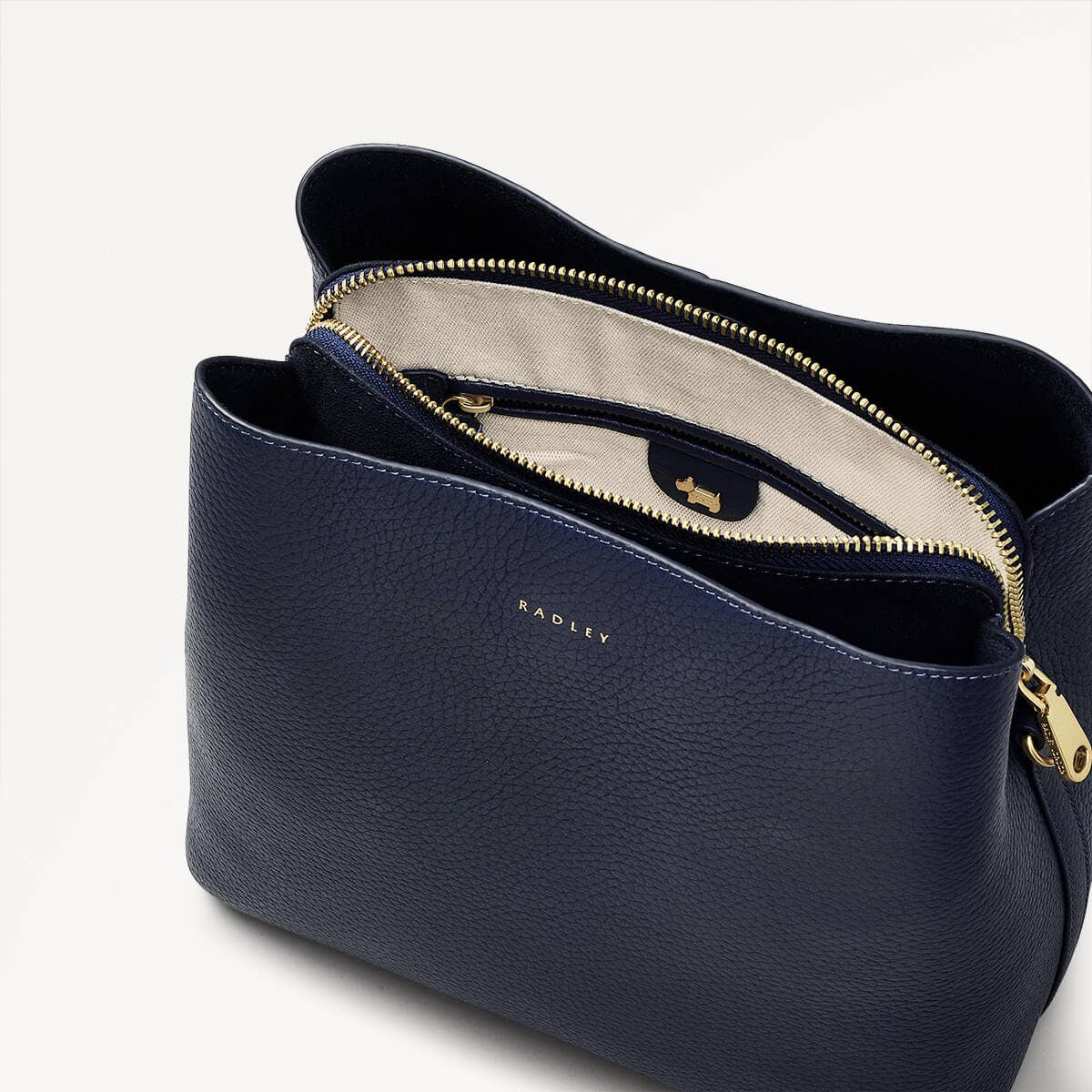 DUKES PLACE ICON/EVENFALL/MEDIUM COMPARTMENT CROSSBODY - RUTHERFORD & Co