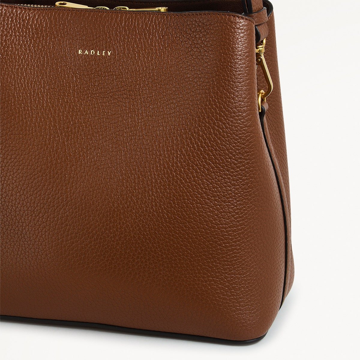 Dukes Place Medium Compartment Crossbody Saddle - RUTHERFORD & Co