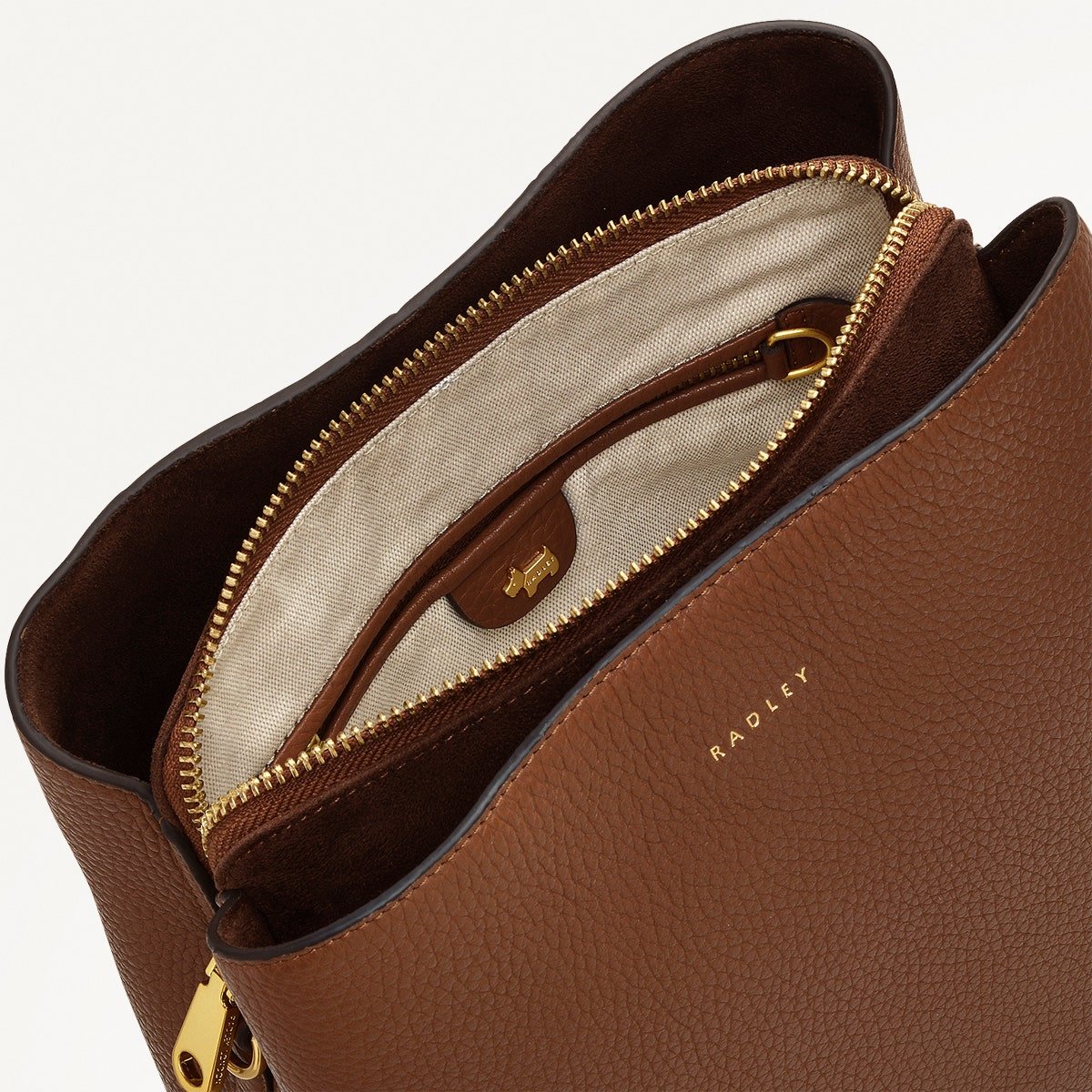Dukes Place Medium Compartment Crossbody Saddle - RUTHERFORD & Co