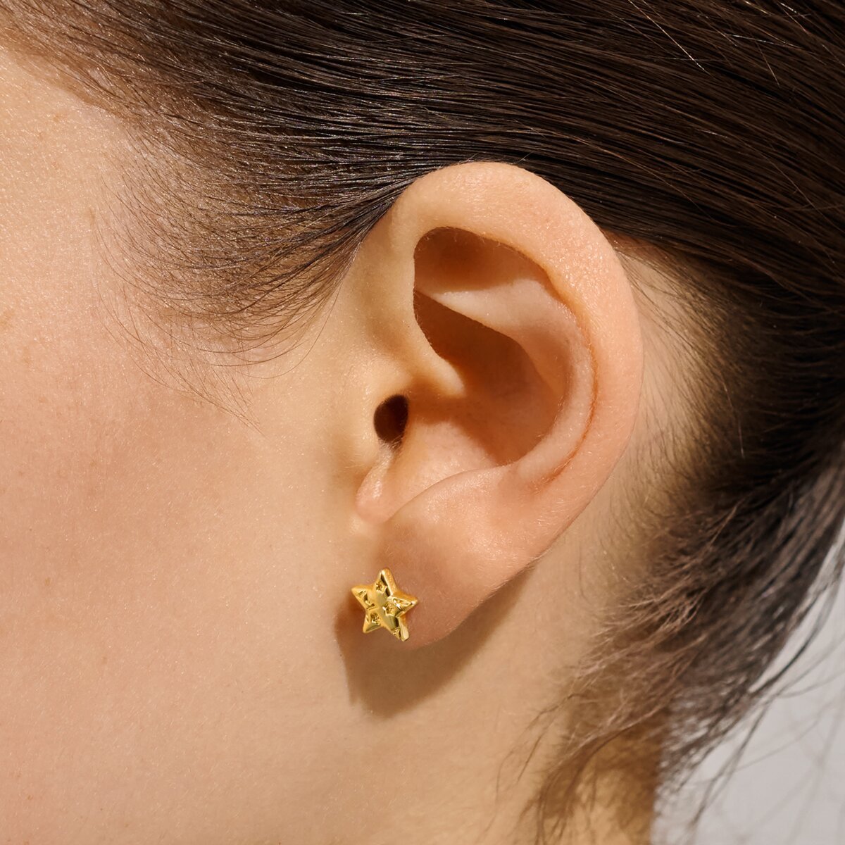 Earring Bauble 'Merry Christmas' Stud Earrings In Gold Plating - RUTHERFORD & Co