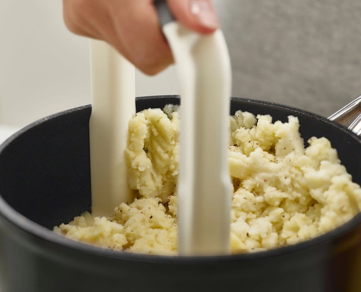 Easy - Mash™ White Potato Masher - RUTHERFORD & Co