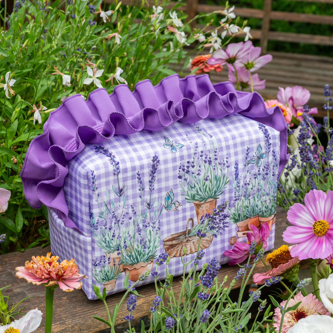 English Lavender Ruffle Wash Bag - RUTHERFORD & Co