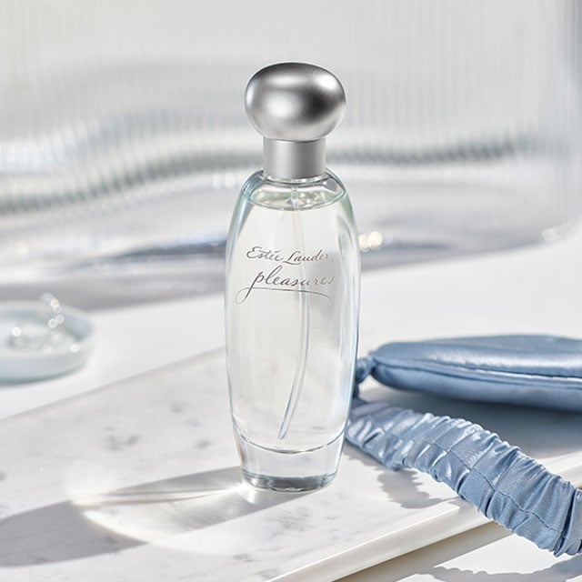 Est&eacute;e Lauder Pleasures Eau de Parfum Spray - RUTHERFORD & Co