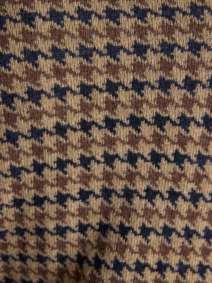 Ferguson Wool - Rich Oatmeal Houndstooth Jumper - RUTHERFORD & Co