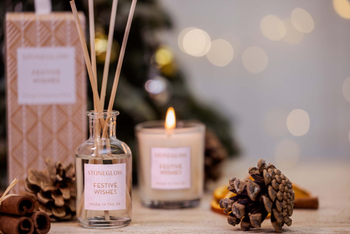 Festive Wishes - Scented Mini Gift Set (soy candle & reed diffuser) - RUTHERFORD & Co