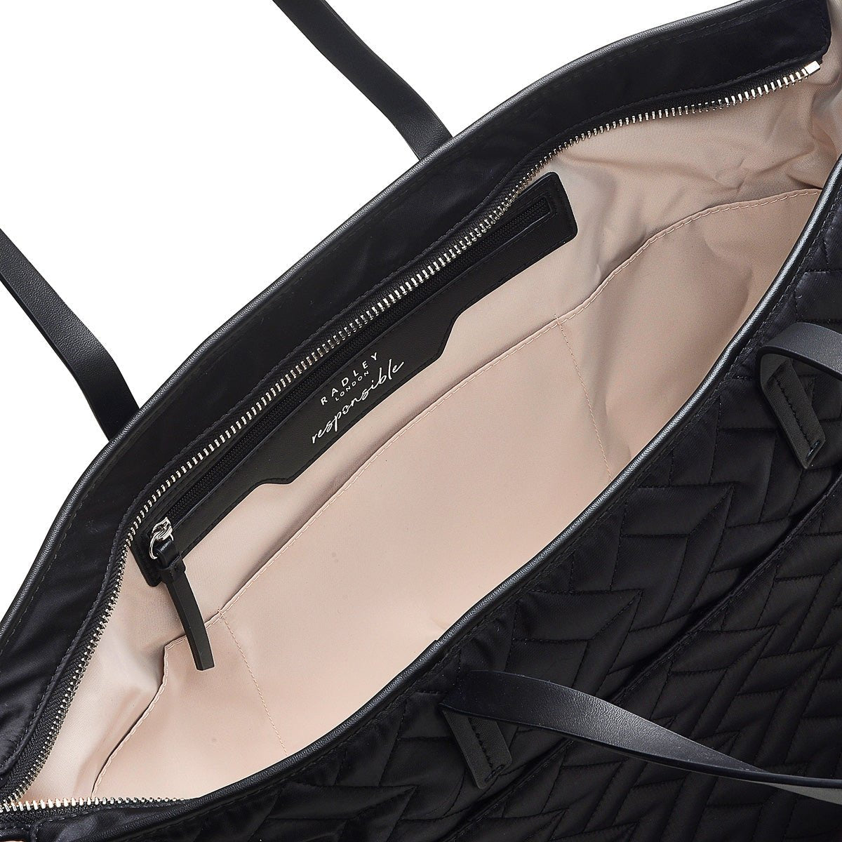 Finsbury Park - Quilted Black Large Ziptop Shoulder - RUTHERFORD & Co
