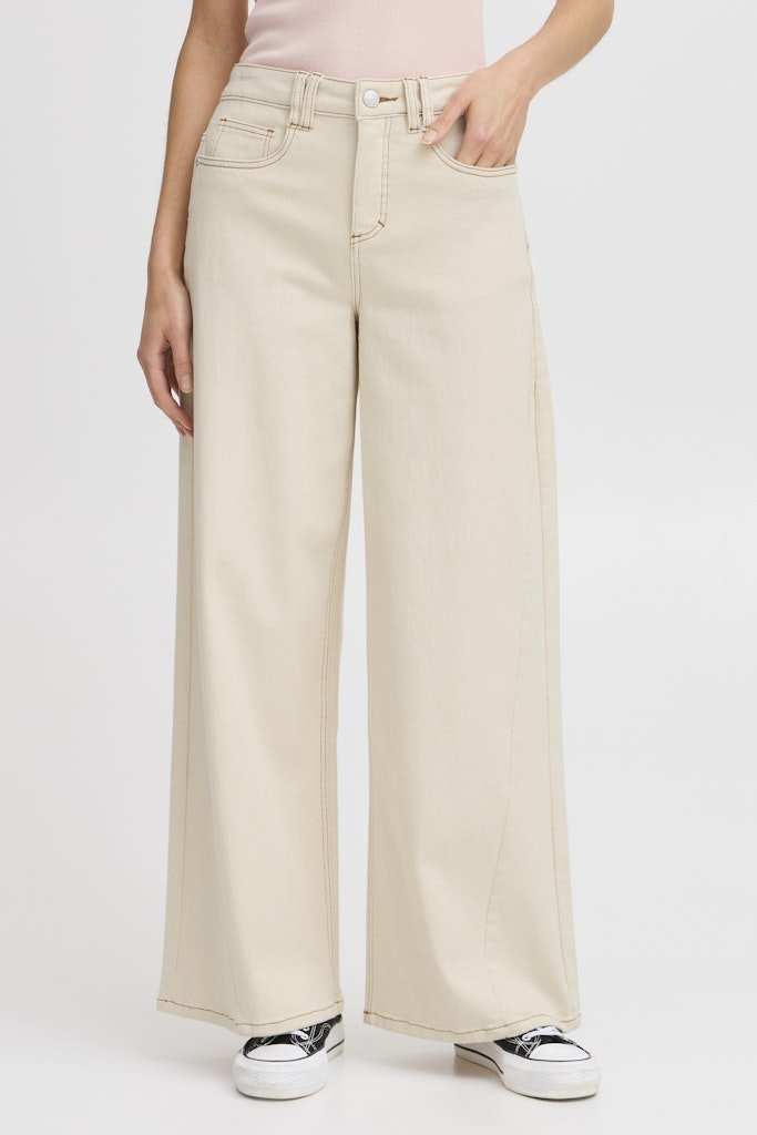 FRALINA HANNA JE 1 whisper white - RUTHERFORD & Co