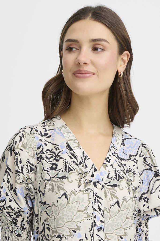 FRARIANA DR 18 femi bouquet gray morn - RUTHERFORD & Co