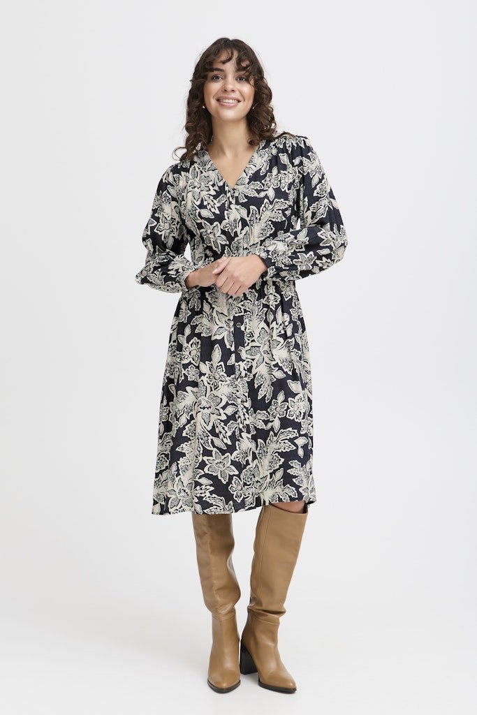 FRARIANA DR 6 black aop so25 01a - RUTHERFORD & Co