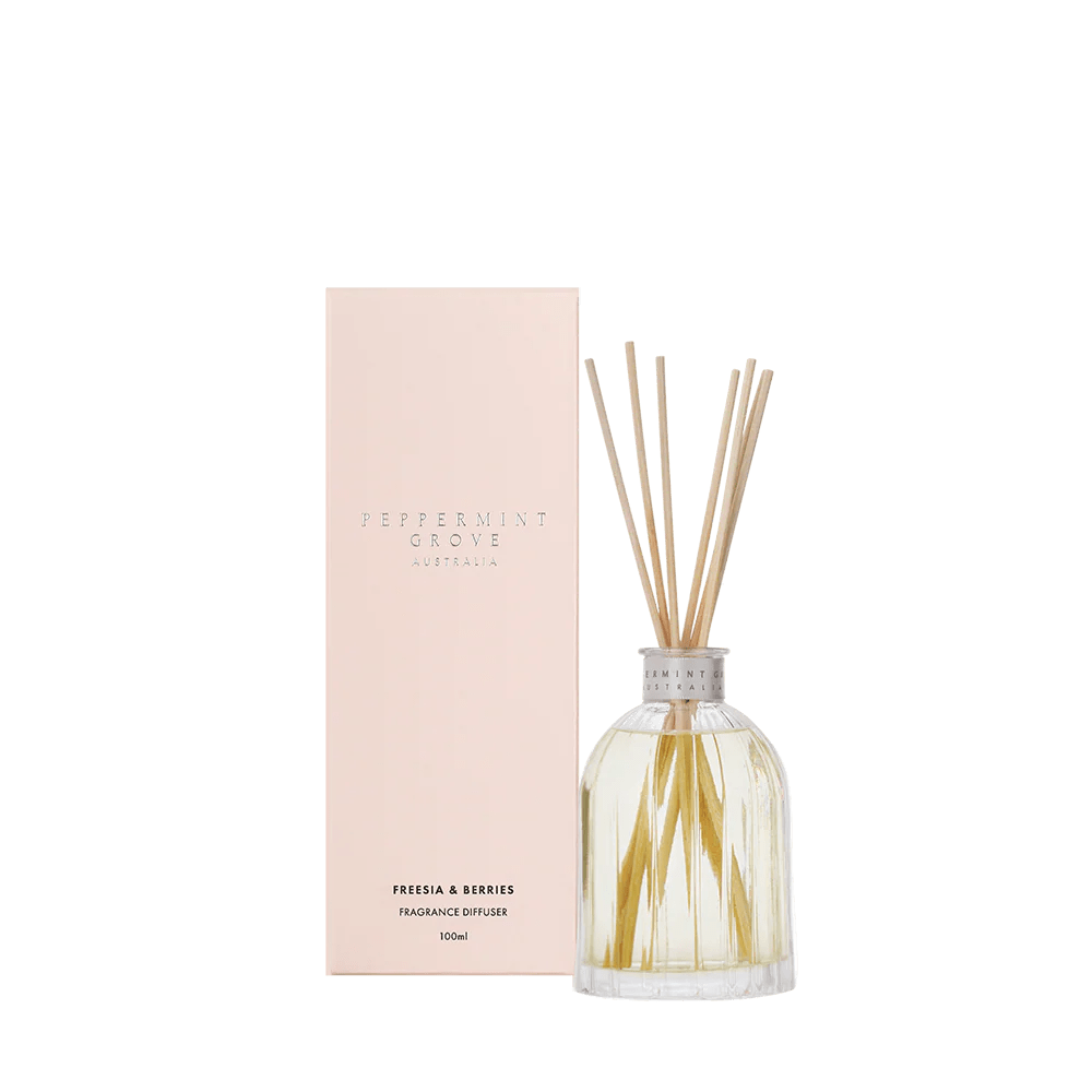 Freesia & Berries Fragrance Diffuser 100ml - RUTHERFORD & Co