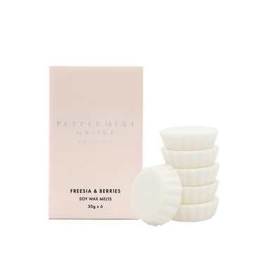 Freesia & Berries Soy Wax Melts 30g - RUTHERFORD & Co