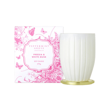 Freesia & White Musk Soy Candle 370g - RUTHERFORD & Co