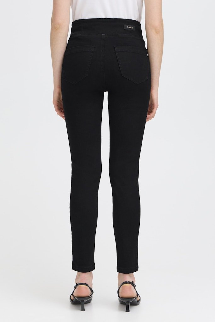 FRLUXE THEA LE 1 black - RUTHERFORD & Co