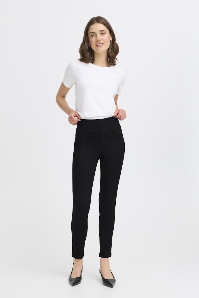 FRLUXE THEA LE 1 black - RUTHERFORD & Co