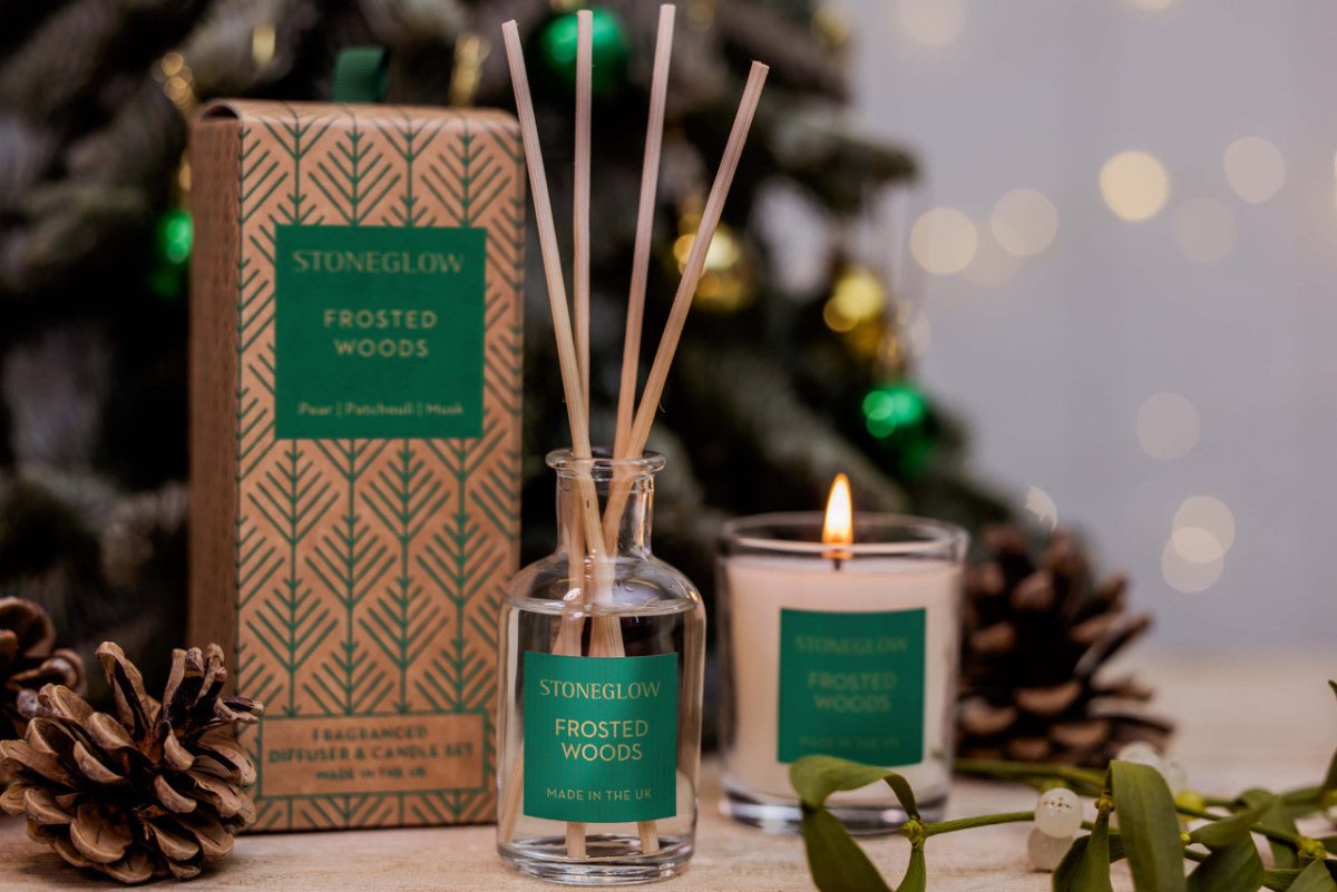 Frosted Woods - Gift Set (Scented mini soy candle and mini diffuser) - RUTHERFORD & Co