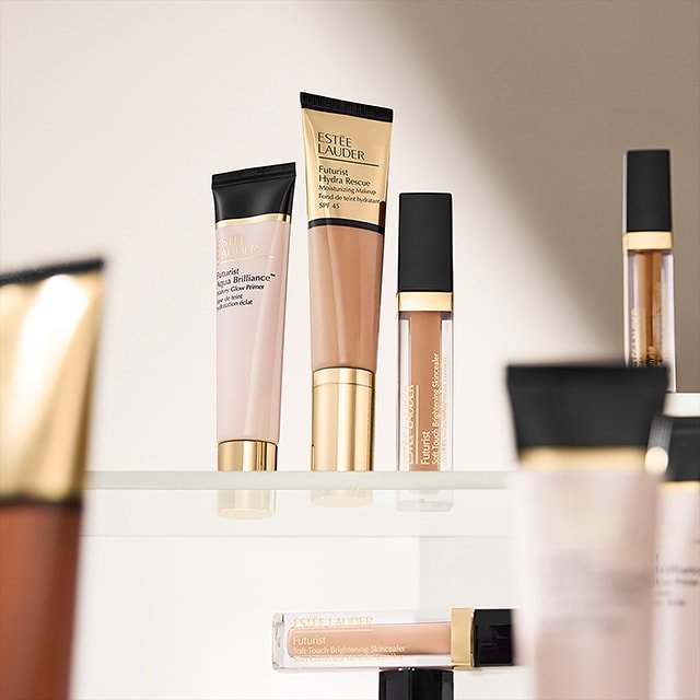 Futurist Hydra Rescue Moisturizing Foundation SPF 45 - RUTHERFORD & Co