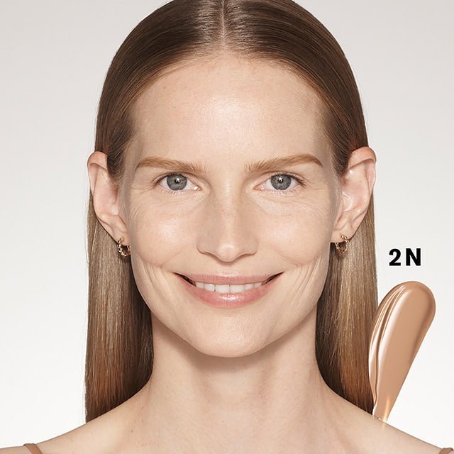 Futurist Soft Touch Brightening Skincealer Concealer - RUTHERFORD & Co
