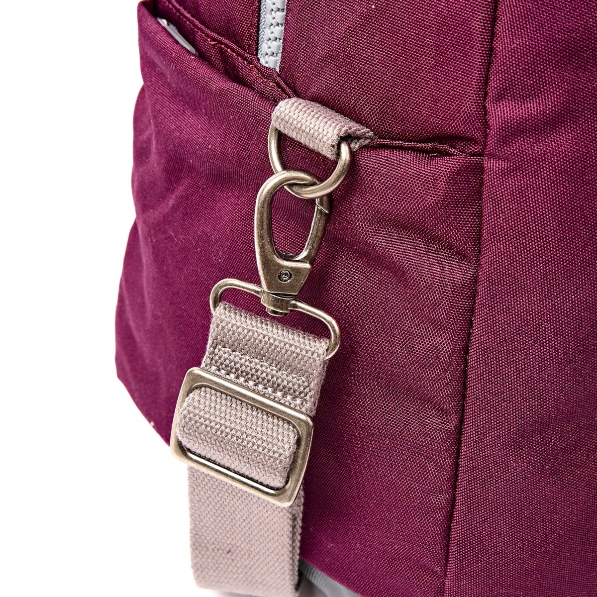 Gatwick Carry-On Duffel Bag in Cherry Lacquer - Medium - RUTHERFORD & Co