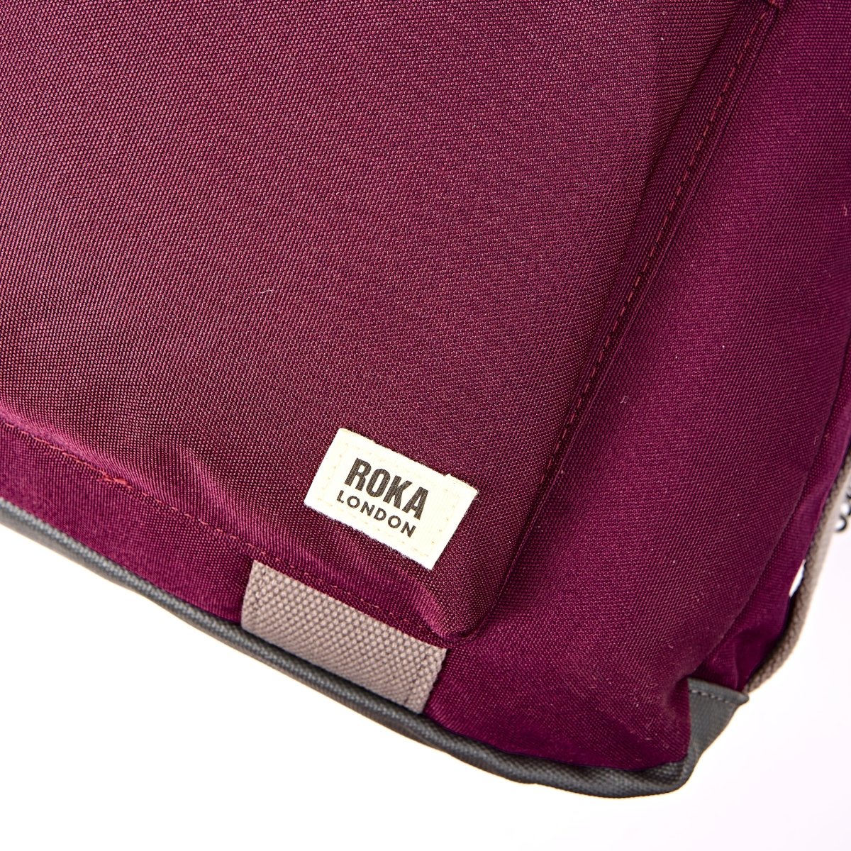 Gatwick Carry-On Duffel Bag in Cherry Lacquer - Medium - RUTHERFORD & Co