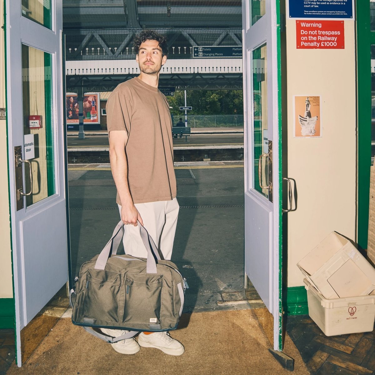 Gatwick Carry-On Duffel Bag in Sea Spray - RUTHERFORD & Co