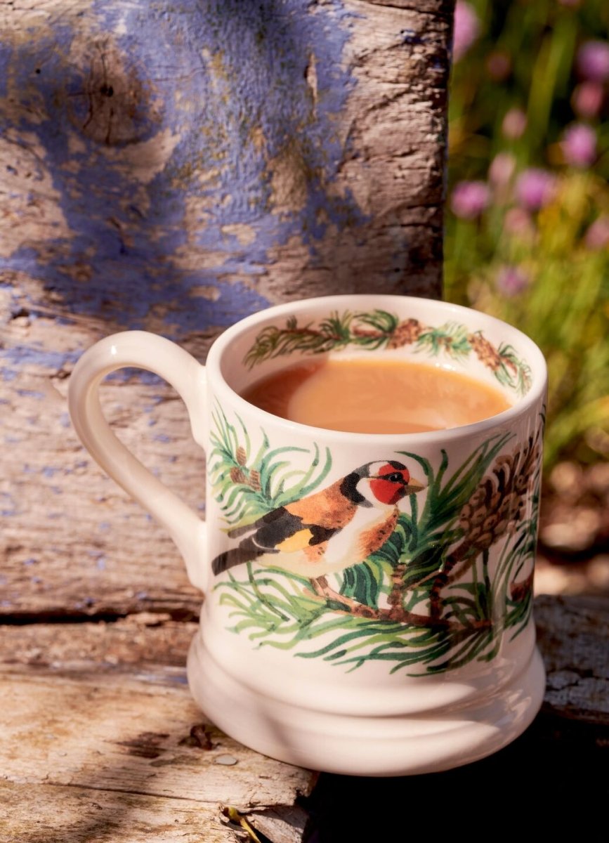 Goldfinch In Spruce 1/2 Pint Mug - RUTHERFORD & Co