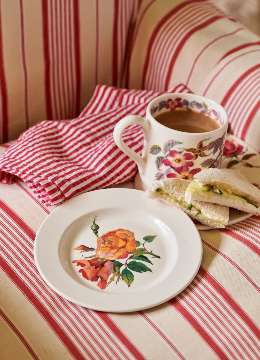 Granny's Roses Small Side Plate, 6.5 Inch - RUTHERFORD & Co