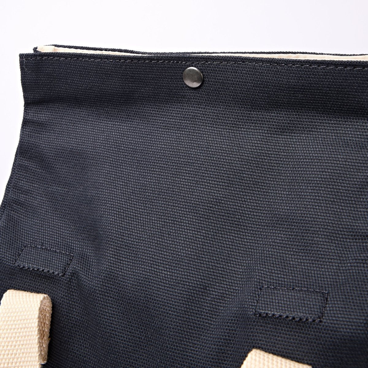 Hampstead Lunch Bag in Smoke - RUTHERFORD & Co