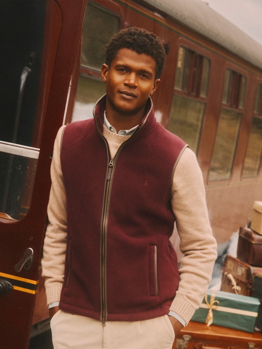 Heritage Fleece Burgundy Gilet - RUTHERFORD & Co