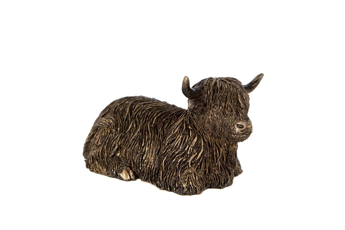 Highland Cow Sitting - RUTHERFORD & Co