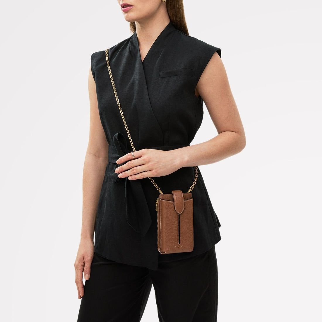 HILLGATE/SADDLE/LARGE PHONE CROSSBODY - RUTHERFORD & Co
