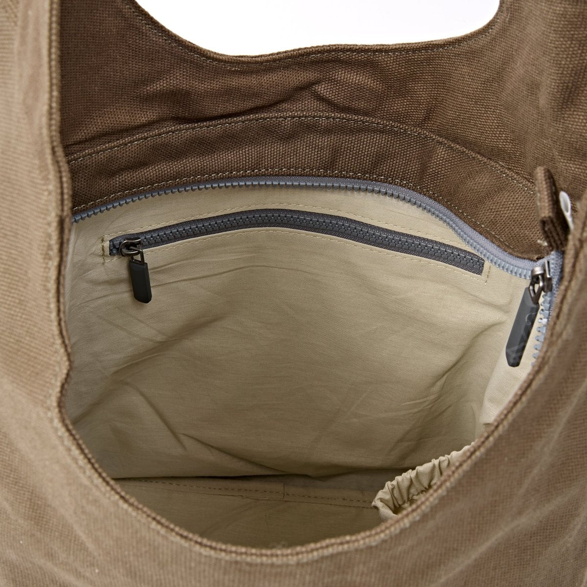 Hoxton Shoulder Bag in Ranger Green - RUTHERFORD & Co