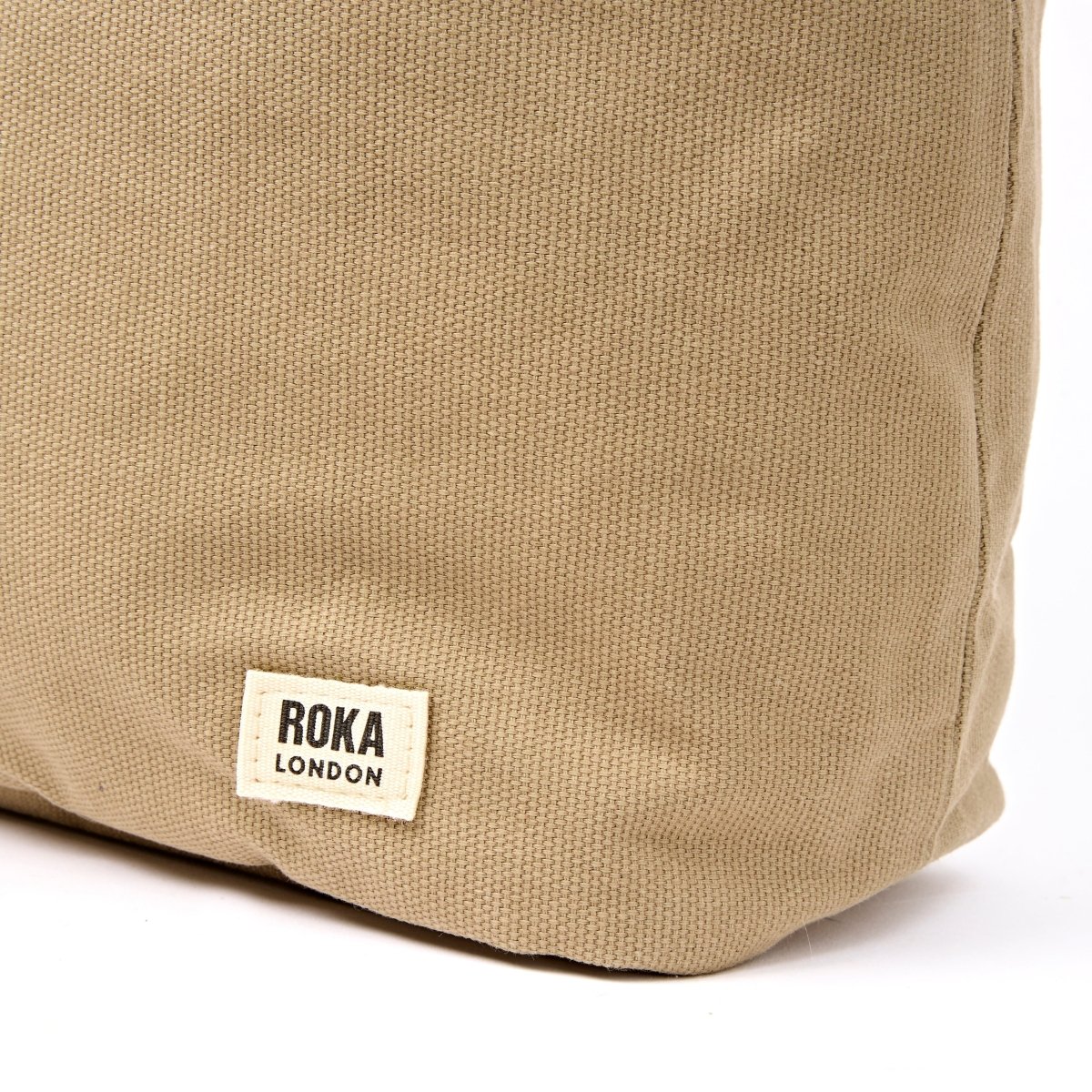 Hoxton Shoulder Bag in Safari - RUTHERFORD & Co