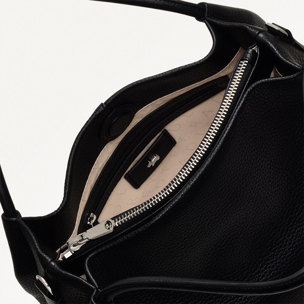IVYDALE ROAD/BLACK/MEDIUM ZIPTOP GRAB - RUTHERFORD & Co