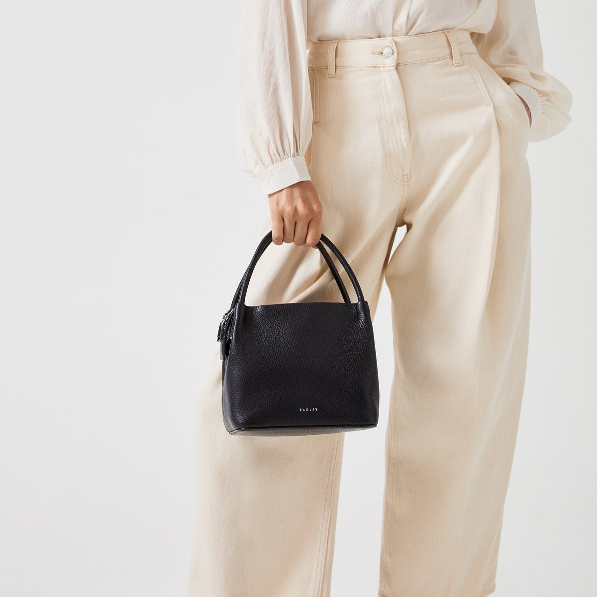 IVYDALE ROAD/BLACK/SMALL ZIPTOP CROSSBODY - RUTHERFORD & Co