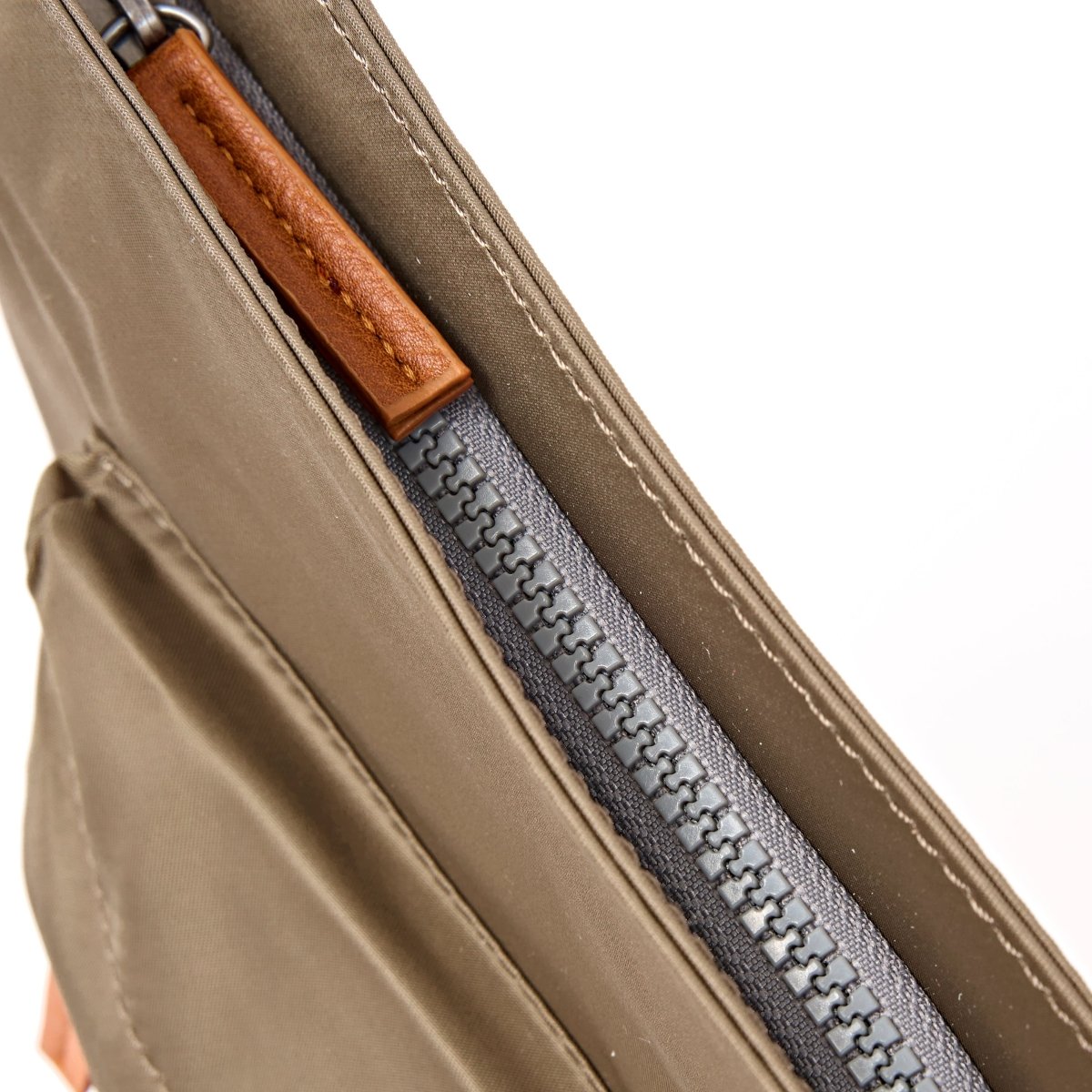 Kennington Crossbody Bag in Army - RUTHERFORD & Co