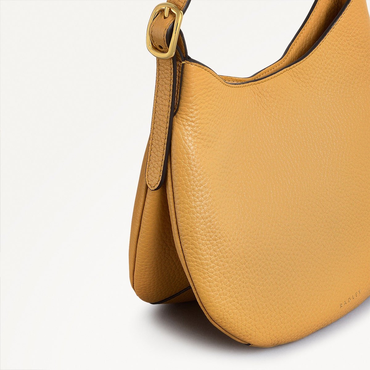 KENSINGTON PLACE - PECAN - SMALL OPEN TOP SHOULDER - RUTHERFORD & Co
