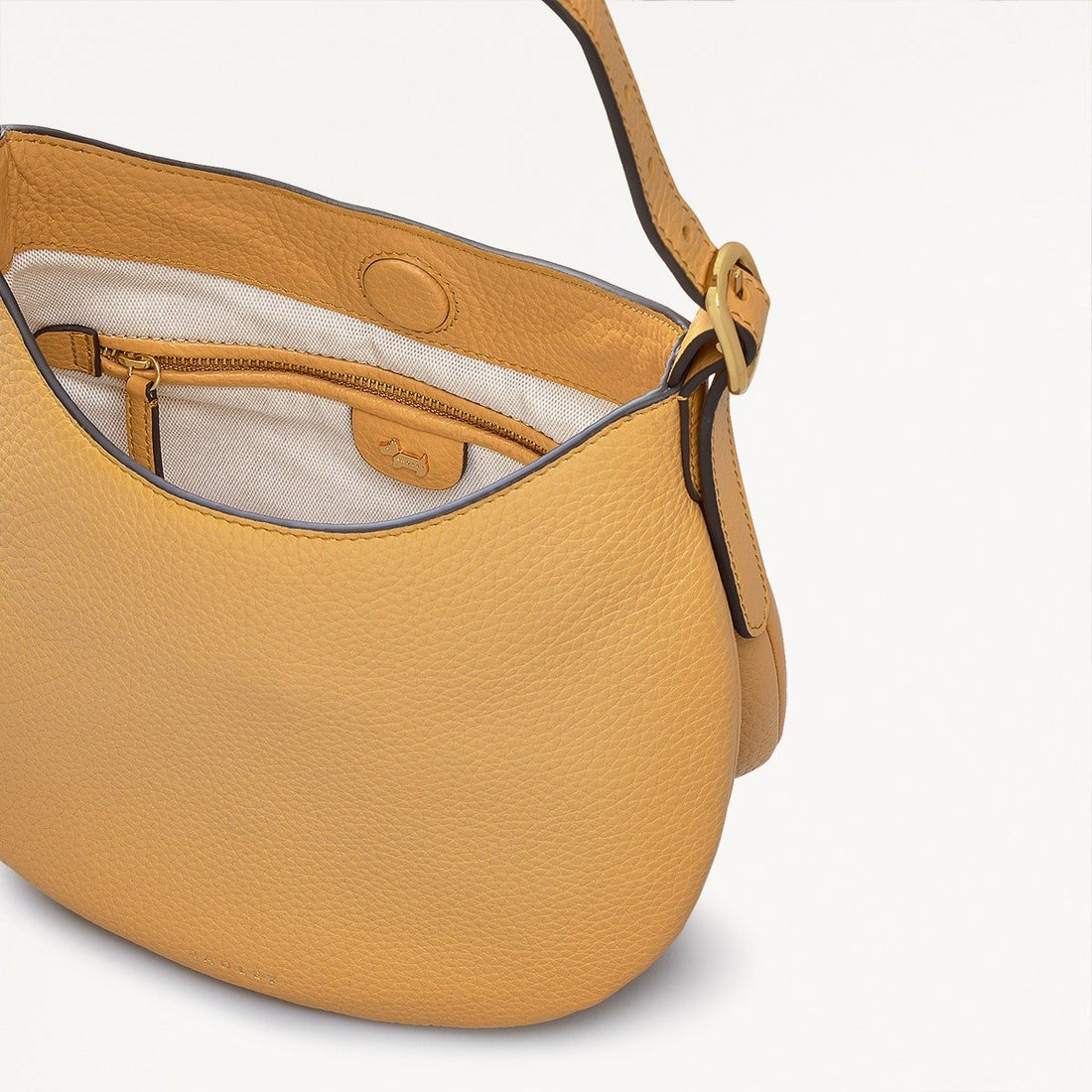 KENSINGTON PLACE - PECAN - SMALL OPEN TOP SHOULDER - RUTHERFORD & Co