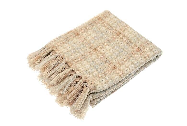 Kielder throw cream - RUTHERFORD & Co