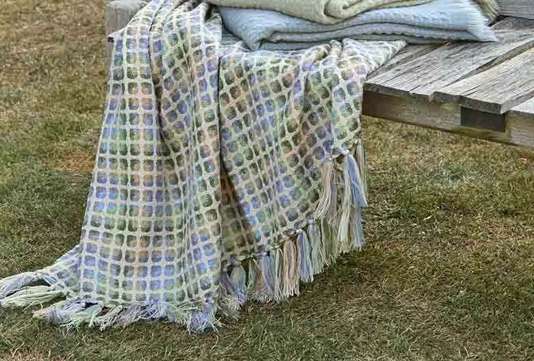 Kielder throw olive cornflower - RUTHERFORD & Co