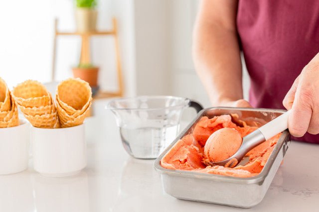 KitchenAid Ice Cream Scoop, 21cm - RUTHERFORD & Co