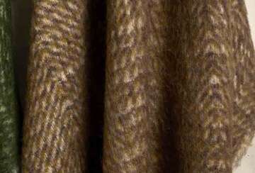 Lambs Tail Throw/ - RUTHERFORD & Co