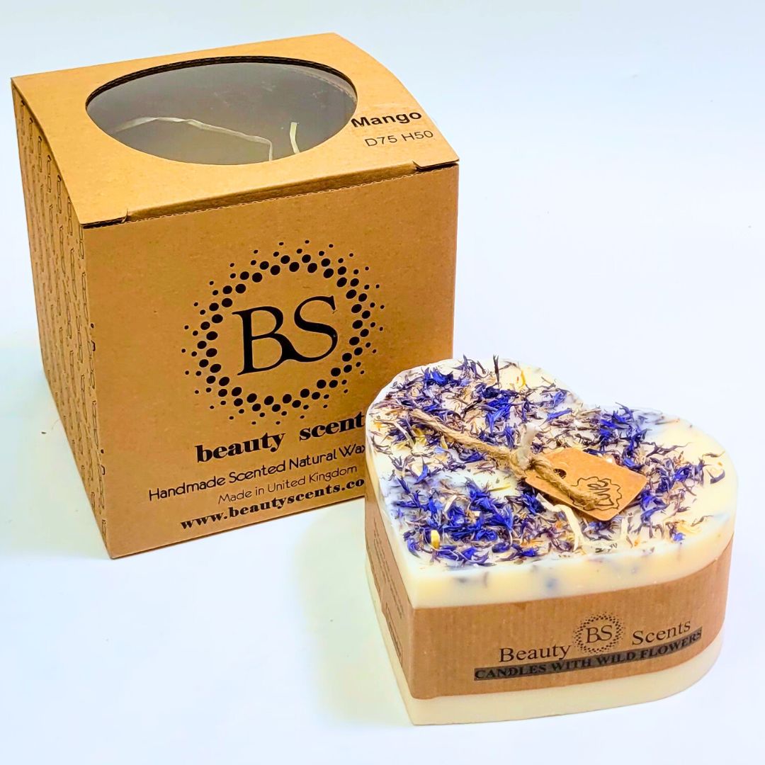 Large Heart Scented Candle with Wild Flowers - RUTHERFORD & Co