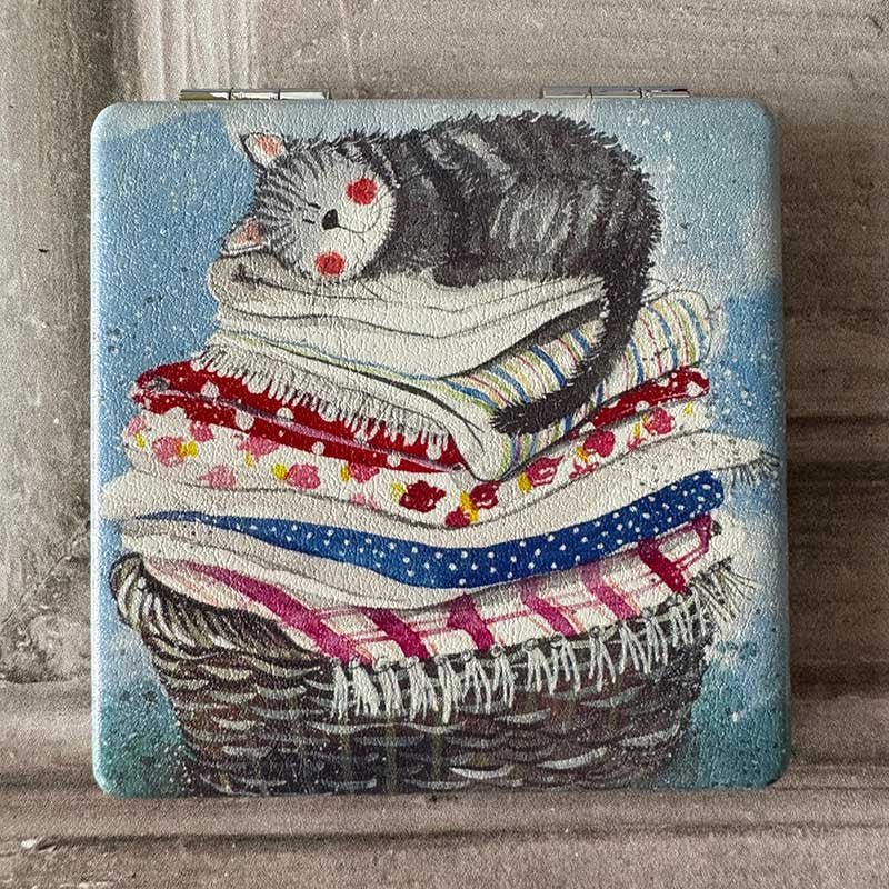 Laundry Basket Compact Mirror - RUTHERFORD & Co