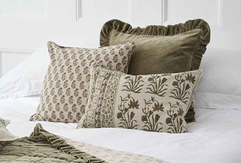 Lindisfarne cushion - RUTHERFORD & Co