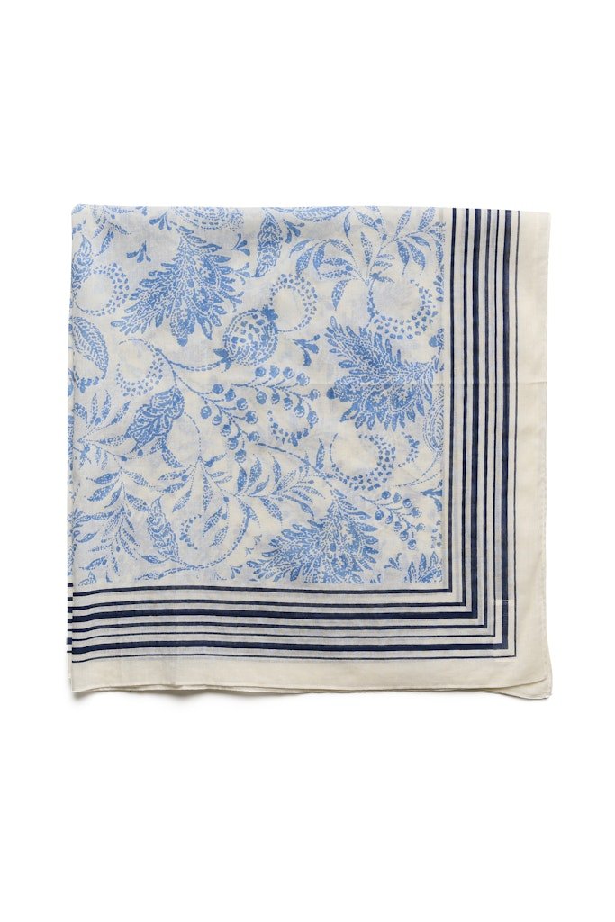 LouiPW Sc Scarf - Marina Paisley Print - RUTHERFORD & Co