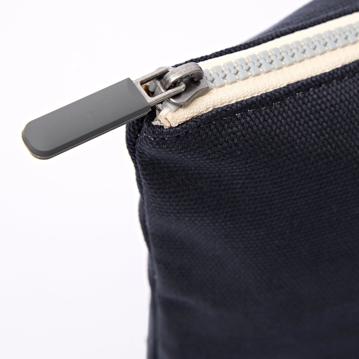 Maida Vale Pouch in Smoke - RUTHERFORD & Co
